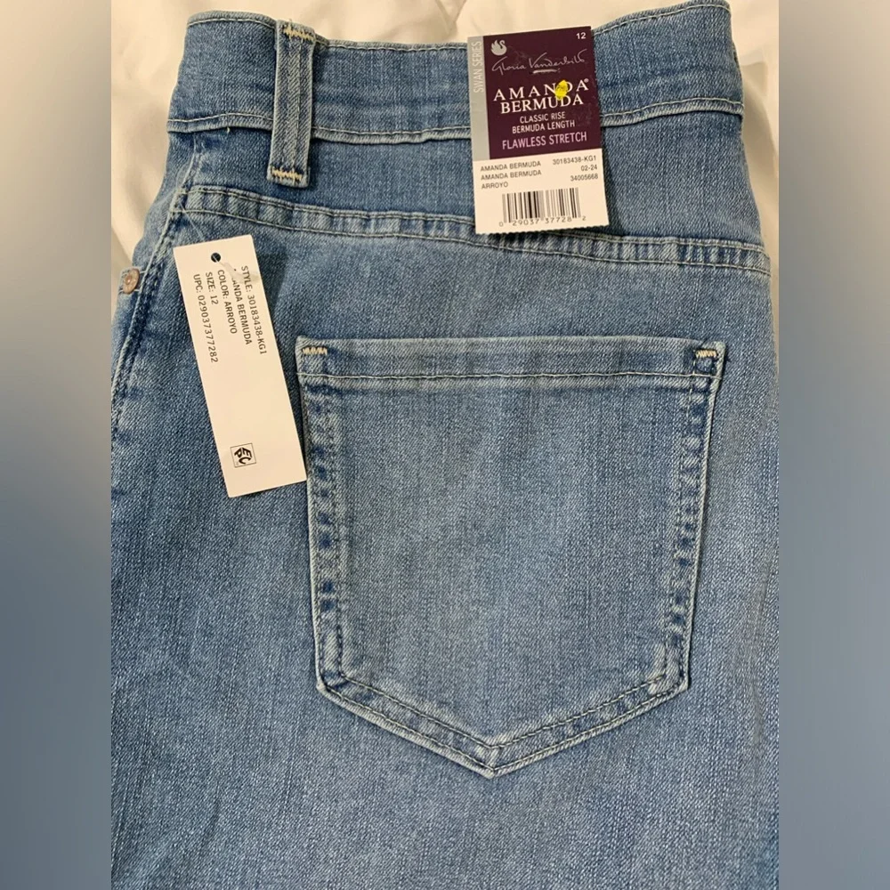 Women’s size 14 Denim Bermuda Shorts Classic Jorts Summer Beach Travel